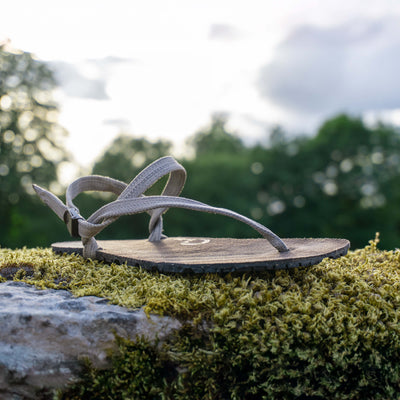 Pebble straps